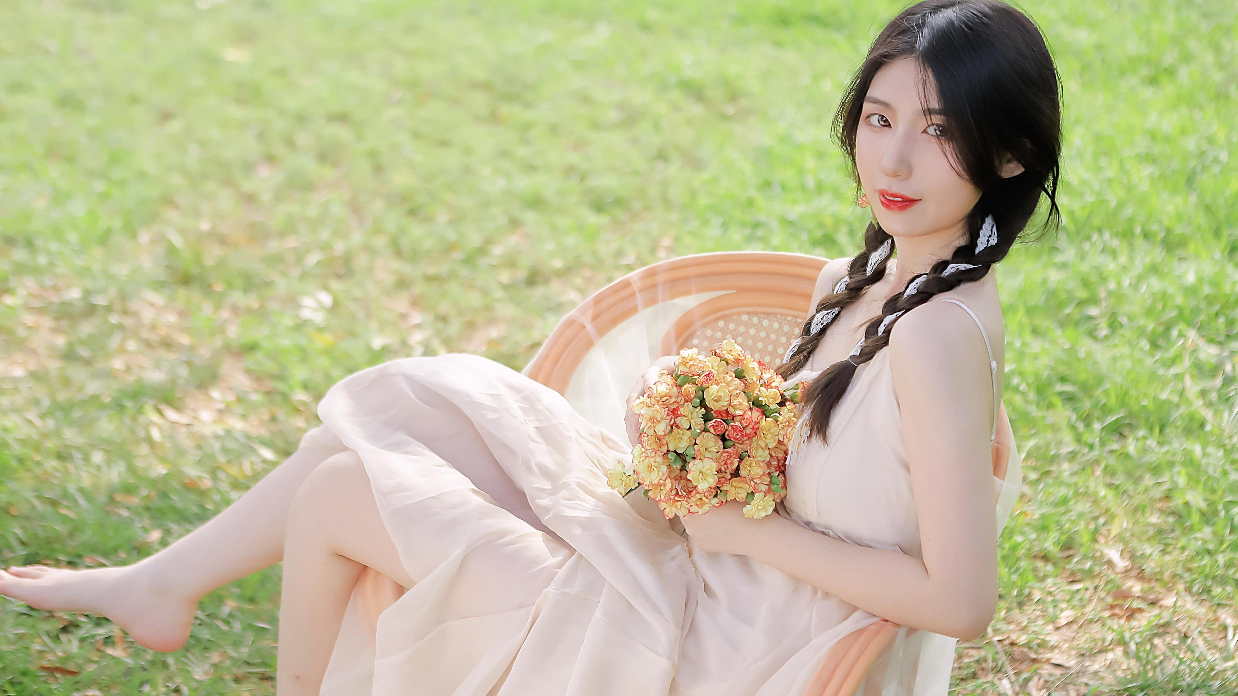 黄仁勋首次用中文演讲：很紧张